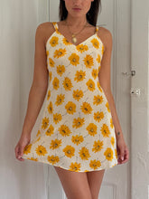 Load image into Gallery viewer, SILK SLIP DRESS (S)