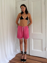 Load image into Gallery viewer, BUBBLEGUM NIKE SHORT (W34”)