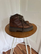 Load image into Gallery viewer, PLATFORM BROWN BOOT (7)