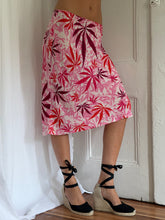 Load image into Gallery viewer, DIANE VON FURSTENBURG WEED SILK SKIRT (M)