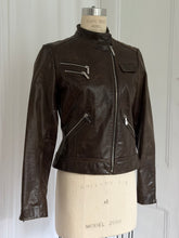 Load image into Gallery viewer, CHOCOLATE LEATHER MOTO JACKET (XS)