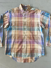 Load image into Gallery viewer, LINEN PLAID SHIRT (MENS M)