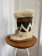 Load image into Gallery viewer, ASPEN FUR BOOT (7)