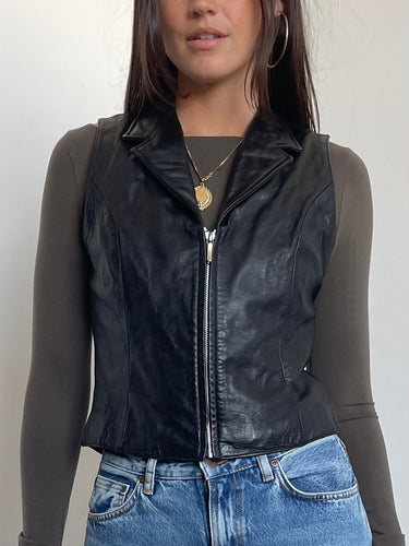 ESSENTIAL LEATHER VEST (M)